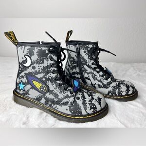 Kids dr martens